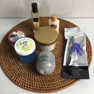 Lot of 8 Victoria’s Secret Bath & Body Bombs New